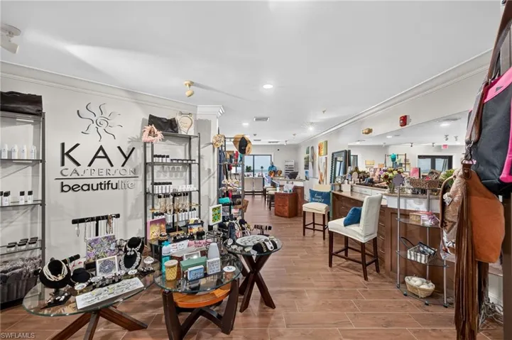 Resort Full Service Salon/Spa
