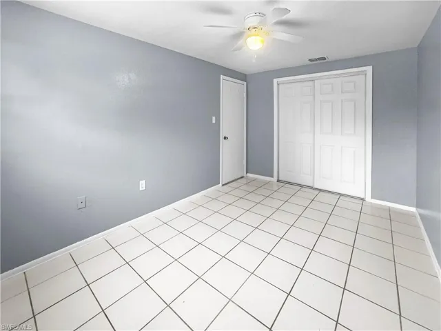 6617 Warwick Cir, Fort Myers, Florida 33919