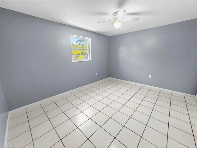 6617 Warwick Cir, Fort Myers, Florida 33919