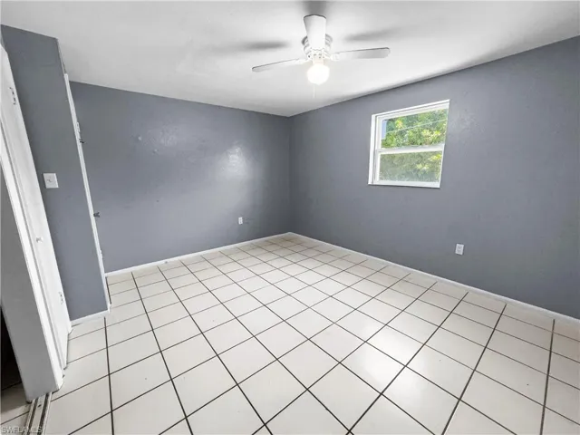 6617 Warwick Cir, Fort Myers, Florida 33919