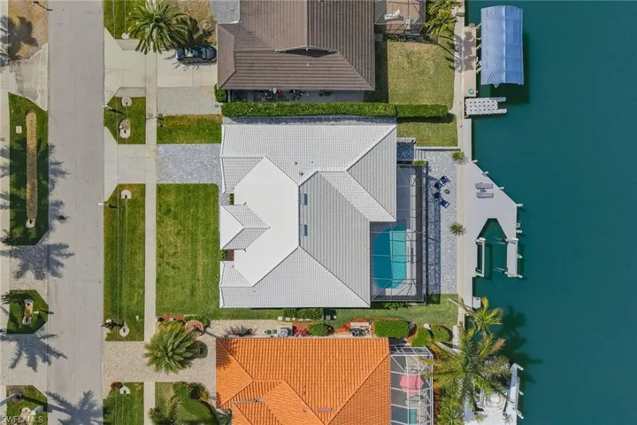 Drone / aerial view