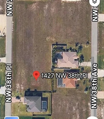 Aerial map of property and surrounding area