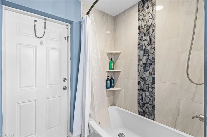 Full bath with shower / bath combo