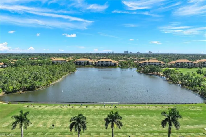 Aqua Driving Range