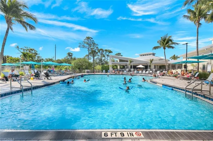Resort Style Pool, conveniently located adjacent to the River Club which provides pool-side Drink and Food Service!