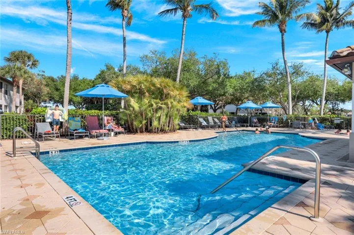 A short walk to the Oak Run Sattelite Pool... Pelican Sound has a total of Five satellite pools, for residents and their guests!