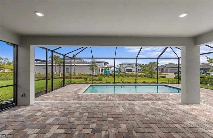 2084 Freemont Way, Naples, Florida 34120