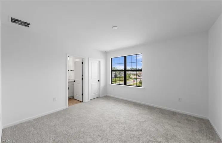 2084 Freemont Way, Naples, Florida 34120
