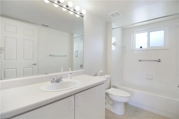 8294  Key Royal  CIR, Naples, FL 34119