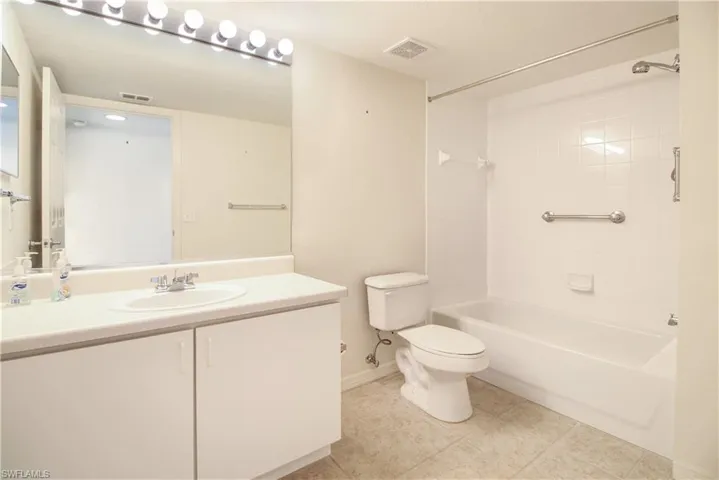 8294  Key Royal  CIR, Naples, FL 34119