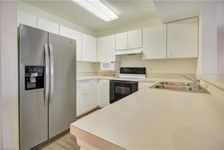 8294  Key Royal  CIR, Naples, FL 34119