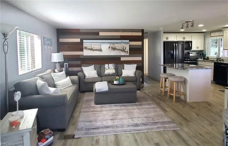 Open Concept floor plan makes it convenient for entertaining family and friends.