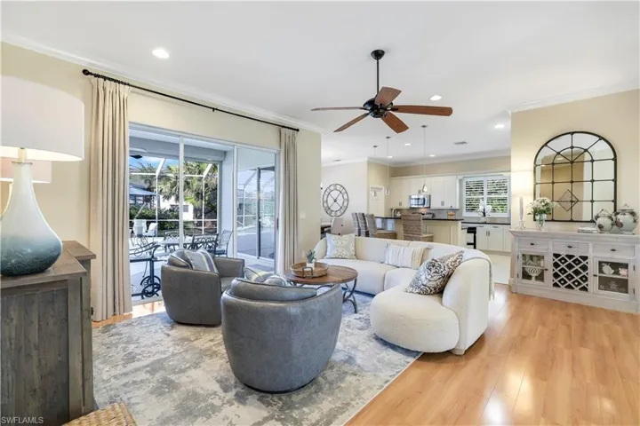 Living Room/ Open Floor Plan