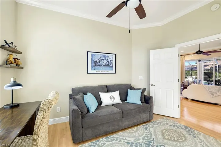 Bedroom/Office/ Den/ French Doors