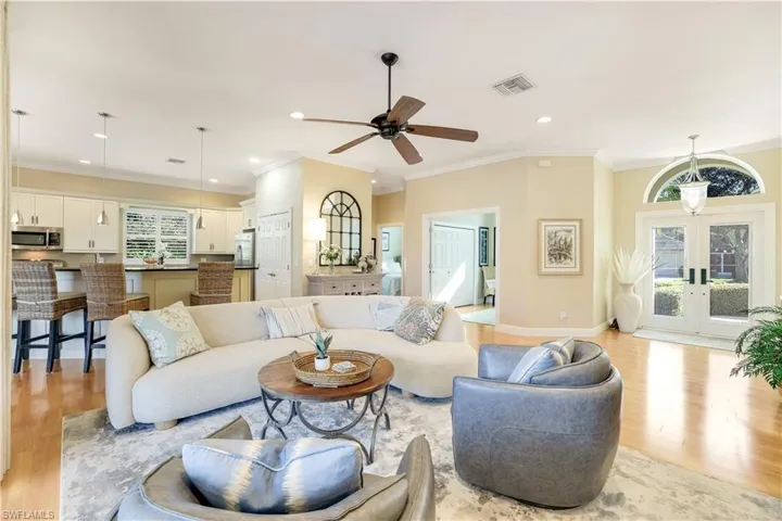 Living Area /Open floor plan
