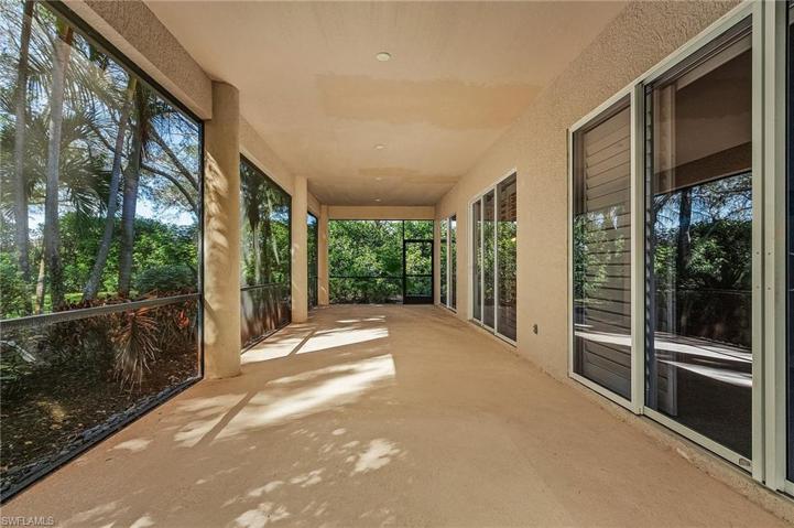 Rear Lanai Area