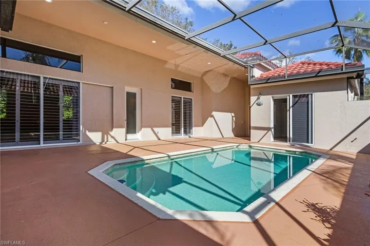 Courtyard Pool Area