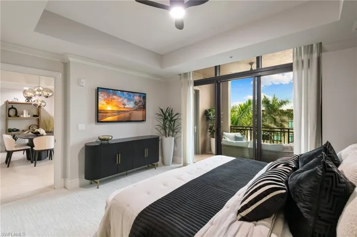 9115  Strada  PL, Naples, FL 34108