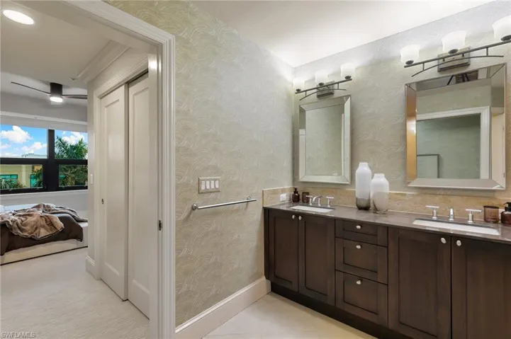 9115  Strada  PL, Naples, FL 34108