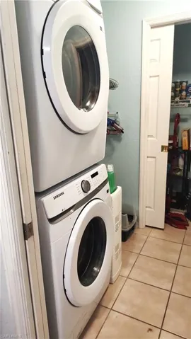 Laundry room with stackable washer/dryer