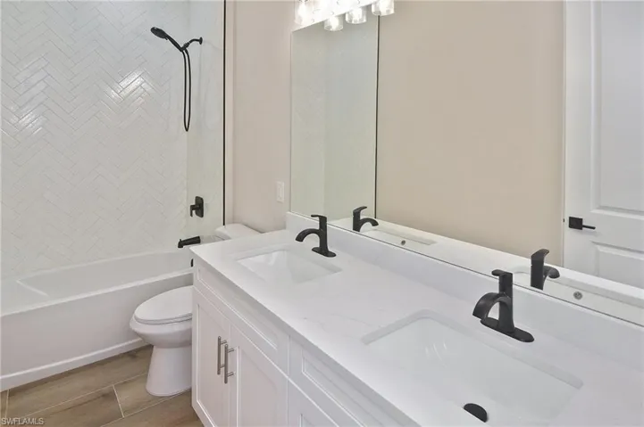 2nd Bathroom