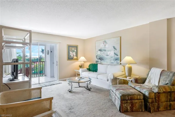 Family room with sliding glass doors to the lanai