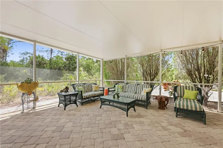4680  24th SE AVE, Naples, FL 34117