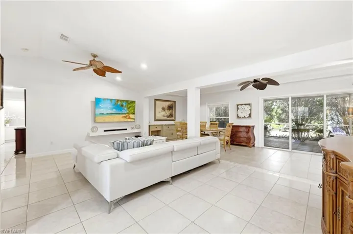 4680  24th SE AVE, Naples, FL 34117