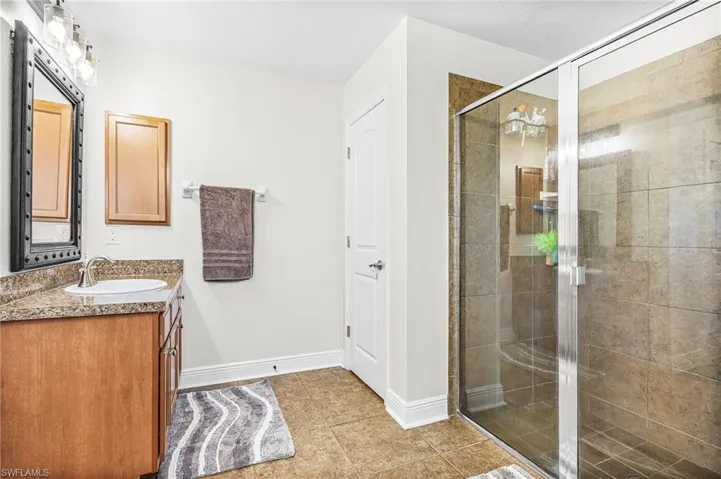 621 Nw 18th Pl, Cape Coral, Florida 33993
