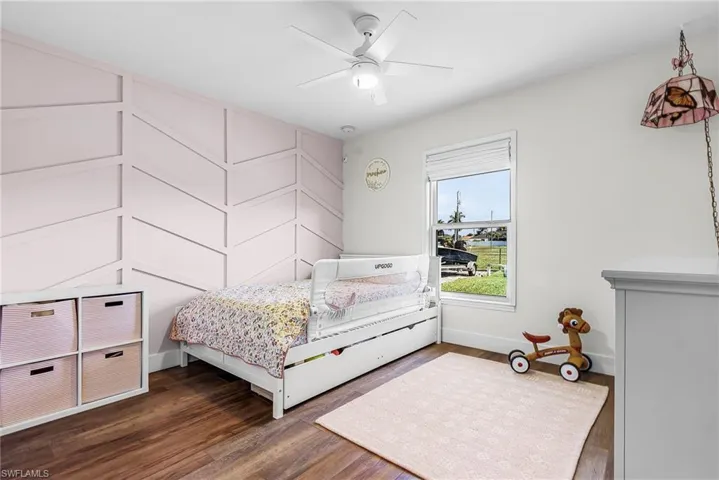 621 Nw 18th Pl, Cape Coral, Florida 33993