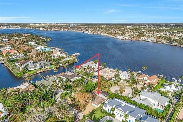 Birds eye view of property and the deeded boat dock. It’s a quick walk out your front door to your boat