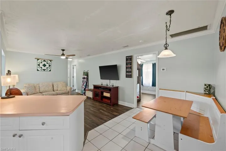 1518 NE 2nd  ST, Cape Coral, FL 33909