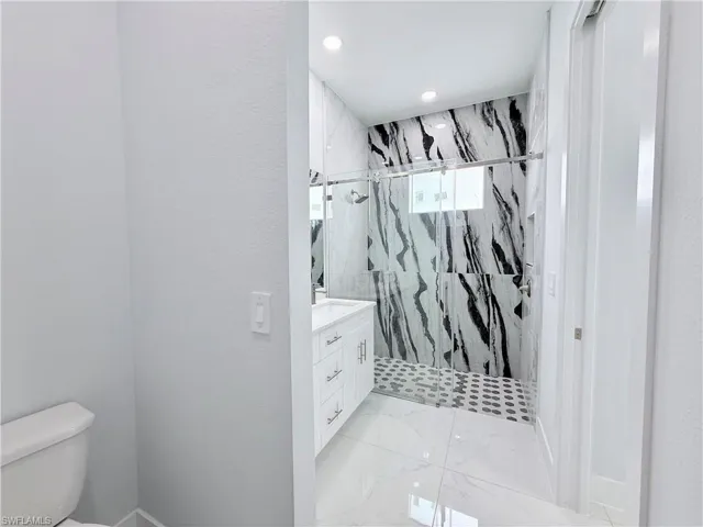 2910  19th SW ST, Lehigh Acres, FL 33976