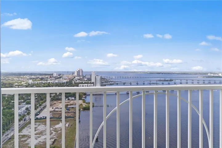 2743 1st St 2703, Fort Myers, Florida 33916