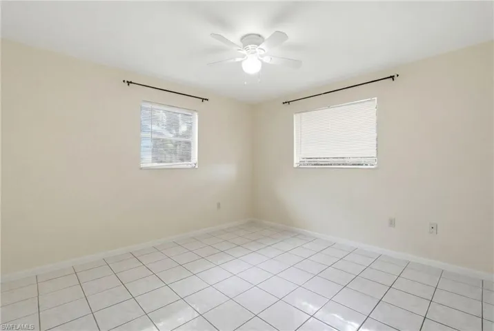 1195 Alhambra Cir, Naples, Florida 34103