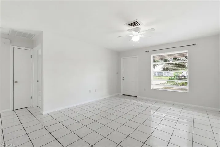 1195 Alhambra Cir, Naples, Florida 34103