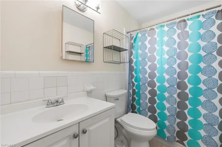 1195 Alhambra Cir, Naples, Florida 34103