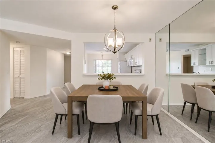 228 Belina Dr 5-605, Naples, Florida 34104