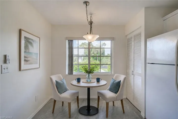 228 Belina Dr 5-605, Naples, Florida 34104