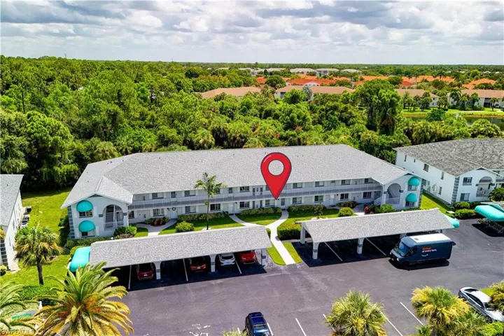 228 Belina Dr 5-605, Naples, Florida 34104
