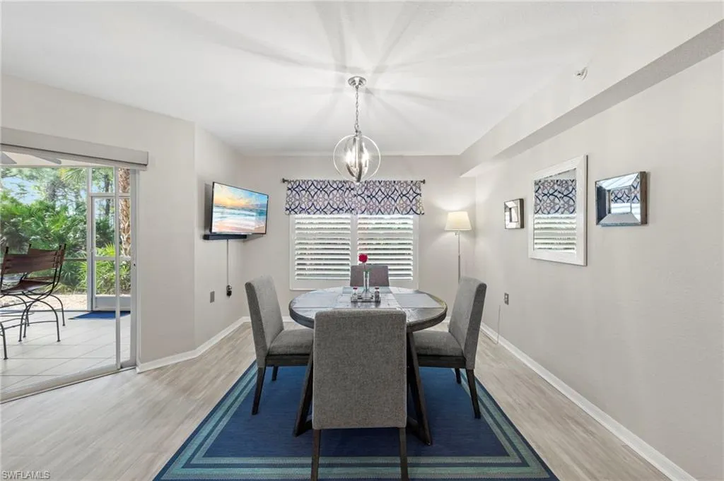 15495 Cedarwood LN, Naples, FL 34110,225063575