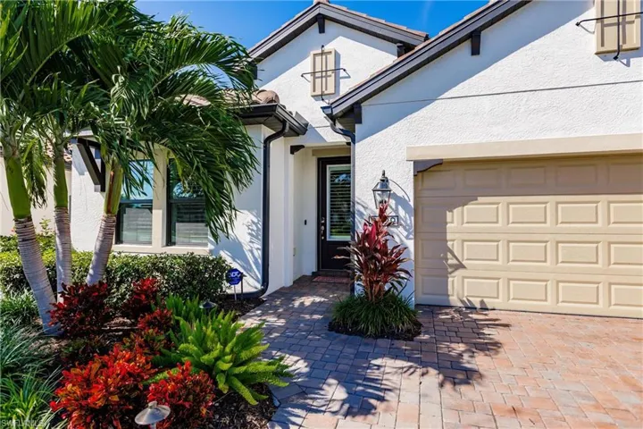 Manicured entry with Ring door system