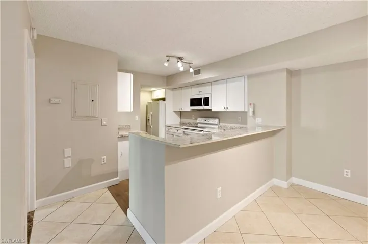 1865 Florida Club Dr 6110, Naples, Florida 34112