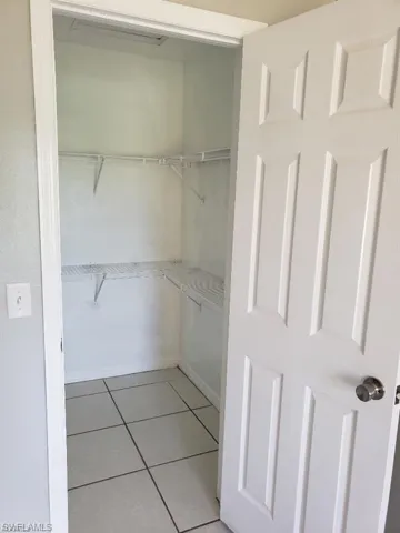 1505 guest bedroom 1 walk in closet