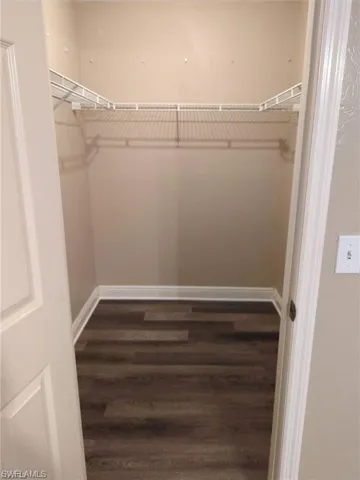 1503 Primary walk in closet