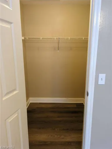 1503 guest bedroom 1 walk in closet