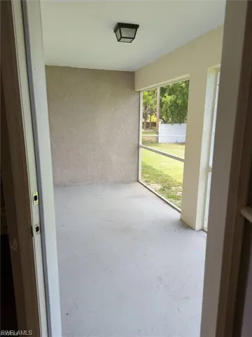 1503 screened-in Lanai