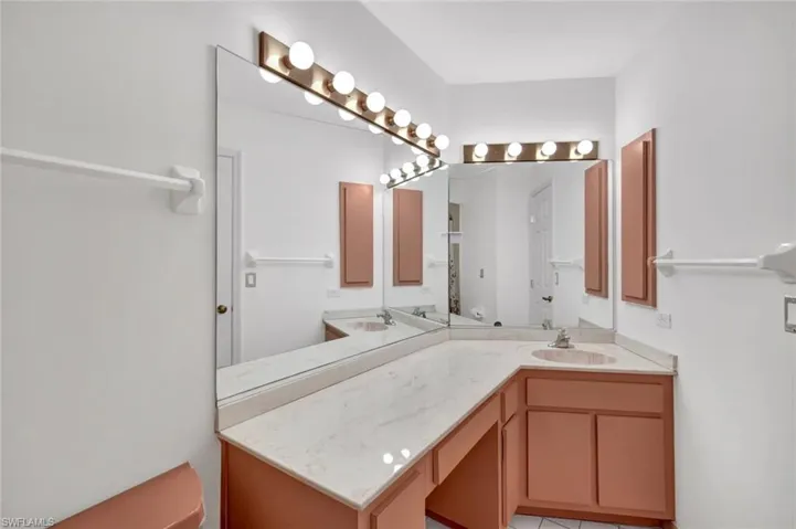 14630 Smokey Hollow Ln, North Fort Myers, Florida 33903