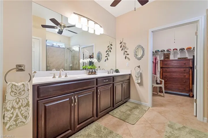 3233 Birch Tree Ln, Alva, Florida 33920