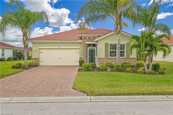 3233 Birch Tree Ln, Alva, Florida 33920